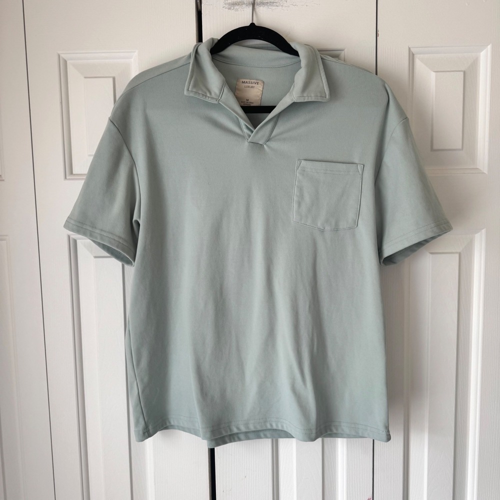 Massive Luxury Mens Sage Green Short Sleeve Johnny Collar Polo Shirt Size Medium